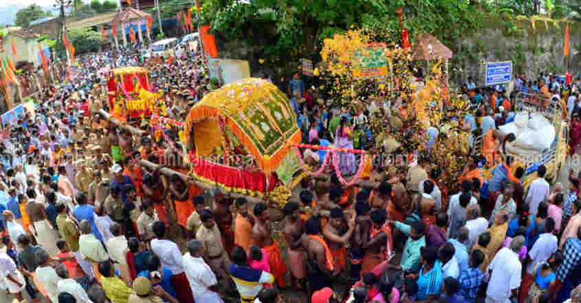 navratri-procession-4.jpg